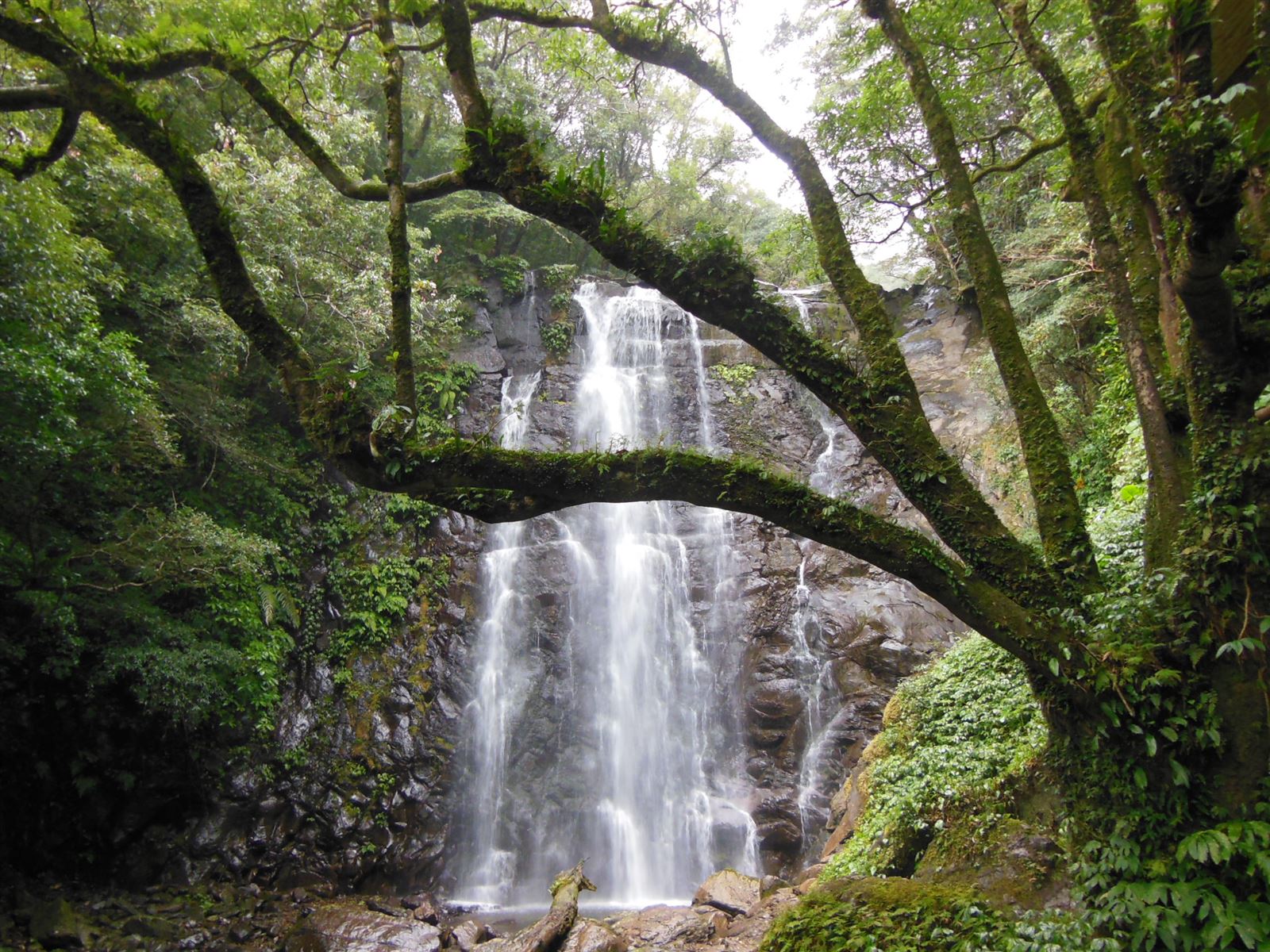 Chunu (Virgin) waterfall