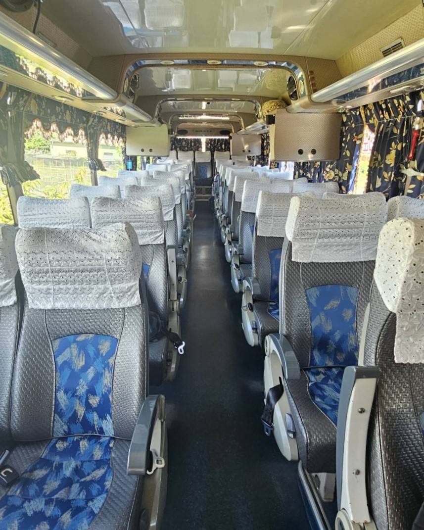 遊覽車款示意圖02(非當日車輛)