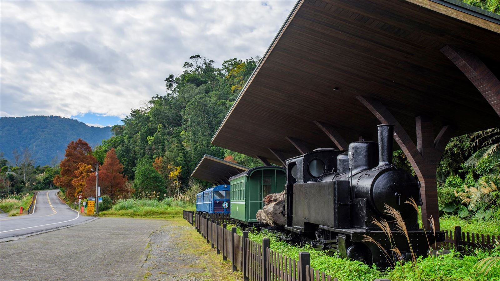 土場-羅東森林鐵路火車-石世民攝