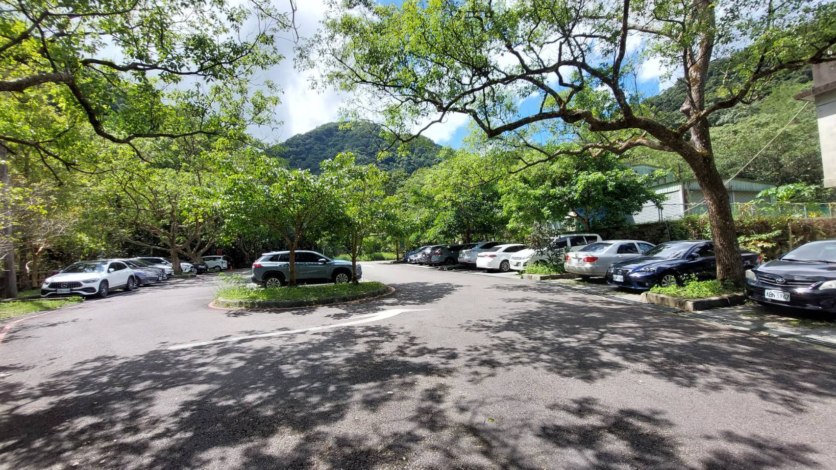 滿月圓國家森林遊樂區停車場