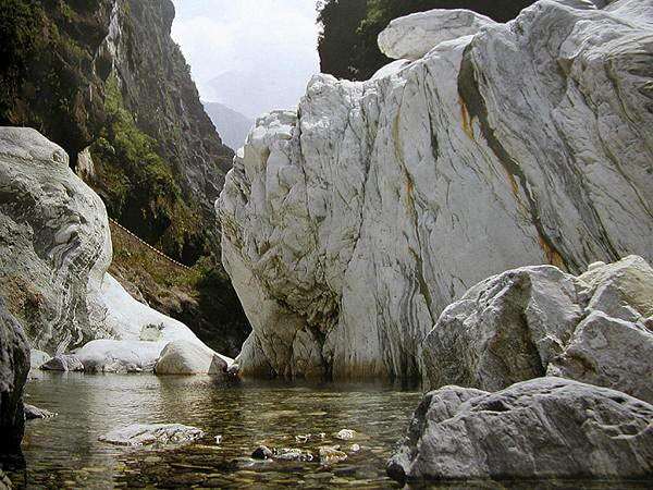 https://www.taroko.gov.tw/zh-tw/Tourism/Outline